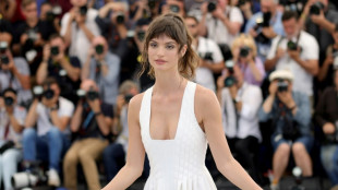 Muere en Nueva York la actriz Charlbi Dean de filme ganador en Cannes
