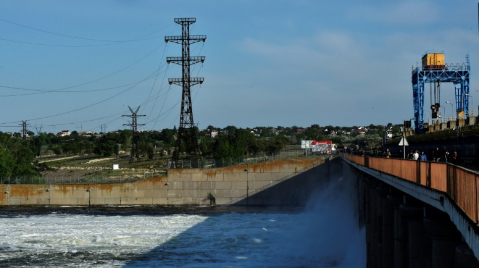 Destrozar la red eléctrica de Ucrania, una nueva estrategia "sin riesgo" para Rusia