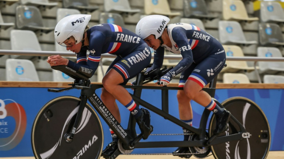 Suivez le guide: Anne-Sophie Centis et Elise Delzenne, le pari 2024 du para cyclisme fran&ccedil;ais