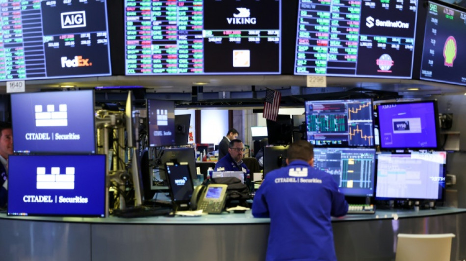 Wall Street termine en baisse, les inquiétudes autour des droits de douane pèsent toujours