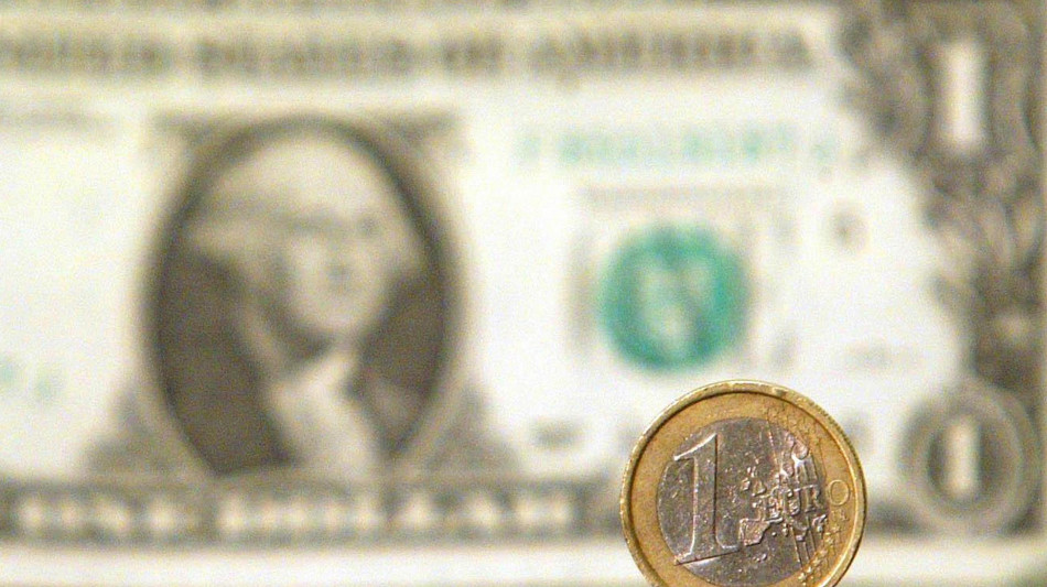 L'euro &egrave; poco mosso sul dollaro a 1,0924