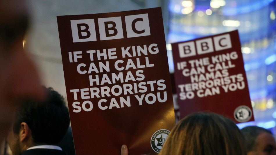 Documentario con 'figlio di Hamas' narratore, Bbc sanzionata