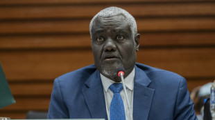 L'Union africaine "constern&eacute;e" par le retrait am&eacute;ricain de l'OMS
