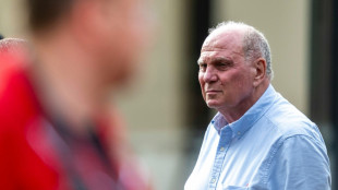 Hoene&szlig; &uuml;ber Daum: "Keinem Disput aus dem Weg gegangen"