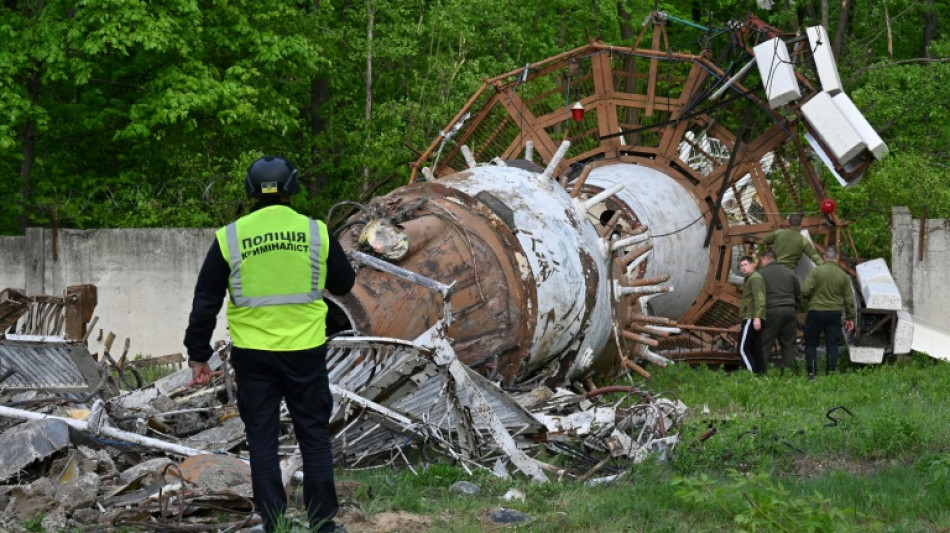 Fernsehturm in Charkiw nach Angriff eingest&uuml;rzt - Moskau meldet Einnahme von weiterem Dorf