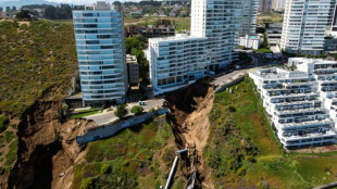 M&aacute;s de 200 evacuados por un socav&oacute;n en la costa de Chile