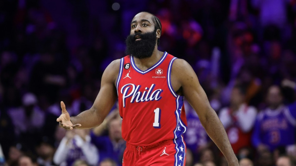NBA: pouss&eacute;s en prolongation, les Sixers s'imposent face aux Lakers gr&acirc;ce &agrave; Harden