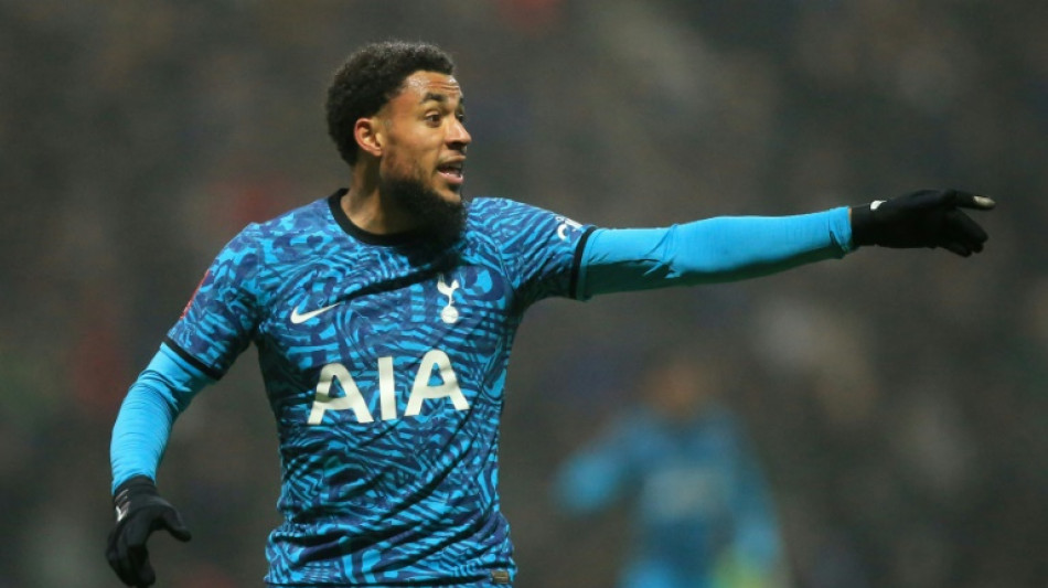 Everton sign Danjuma on loan from Villarreal