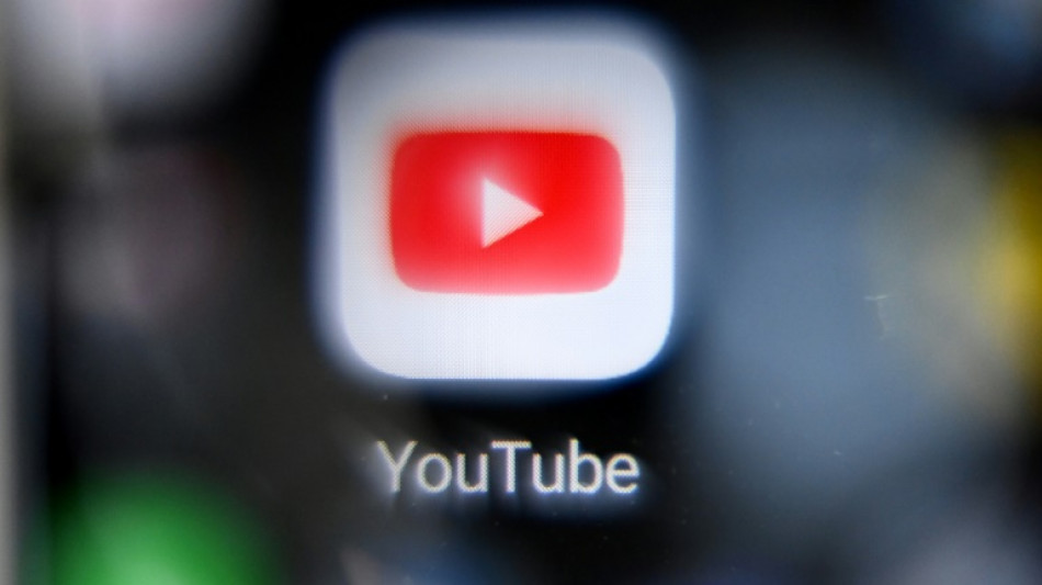 YouTube annonce avoir cl&ocirc;tur&eacute; la cha&icirc;ne du vid&eacute;aste d'extr&ecirc;me droite Papacito