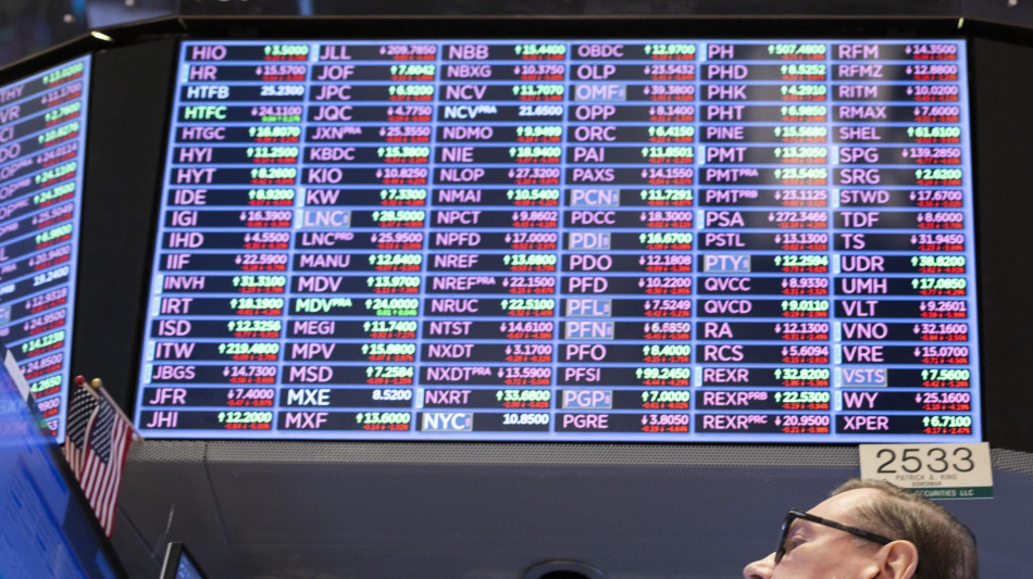 Wall Street apre in rialzo, Dj +0,34%, Nasdaq +0,26%