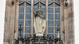 Sexueller Übergriff auf Mädchen in Hochhaus: Haft für 16-Jährigen in Essen