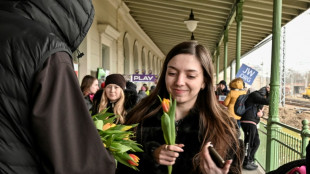 Les femmes manifestent pour leurs droits, le regard tourn&eacute; vers l'Ukraine