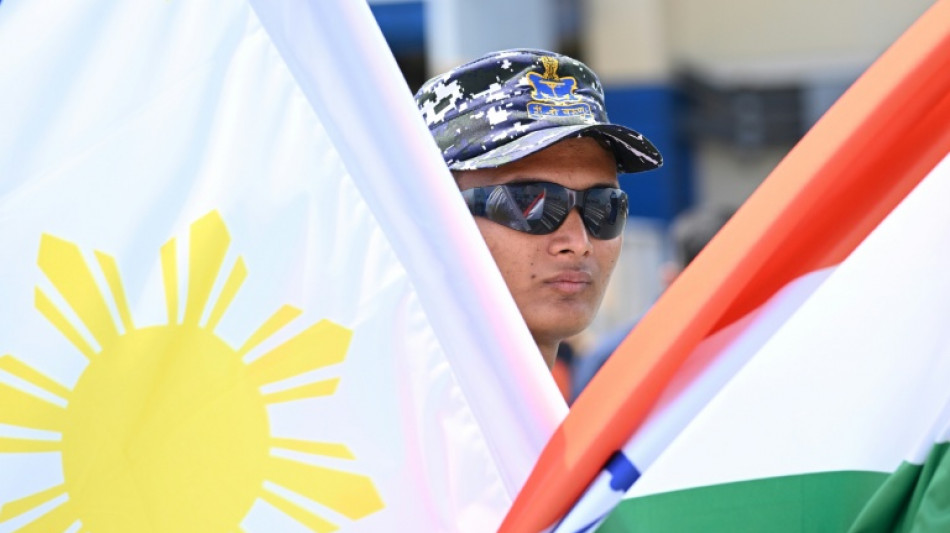 Las Marinas de Filipinas e India realizan un patrullaje conjunto en mar de China Meridional