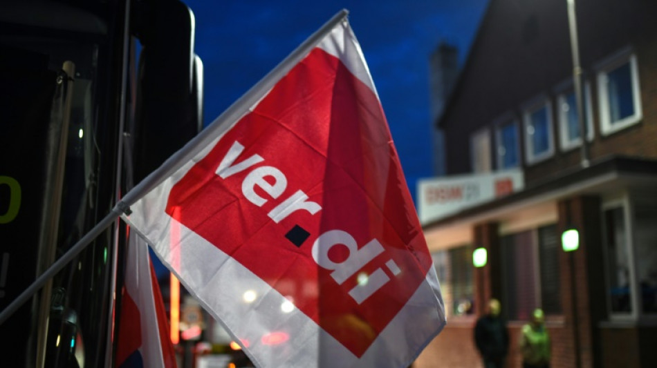 Warnstreiks an Flugh&auml;fen in Nordrhein-Westfalen und Baden-W&uuml;rttemberg am Freitag