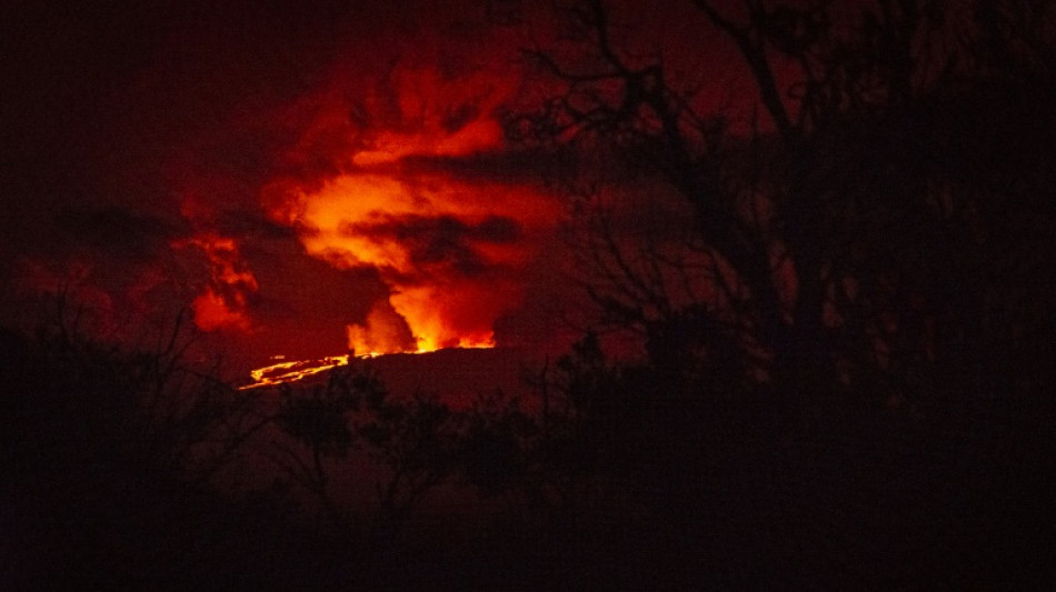Hawaii volcano shoots lava fountains 200 feet high: USGS