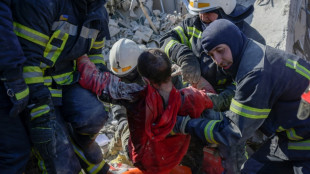 Dans une caserne de Mykola&iuml;v d&eacute;truite par une frappe, la mort et la d&eacute;vastation 