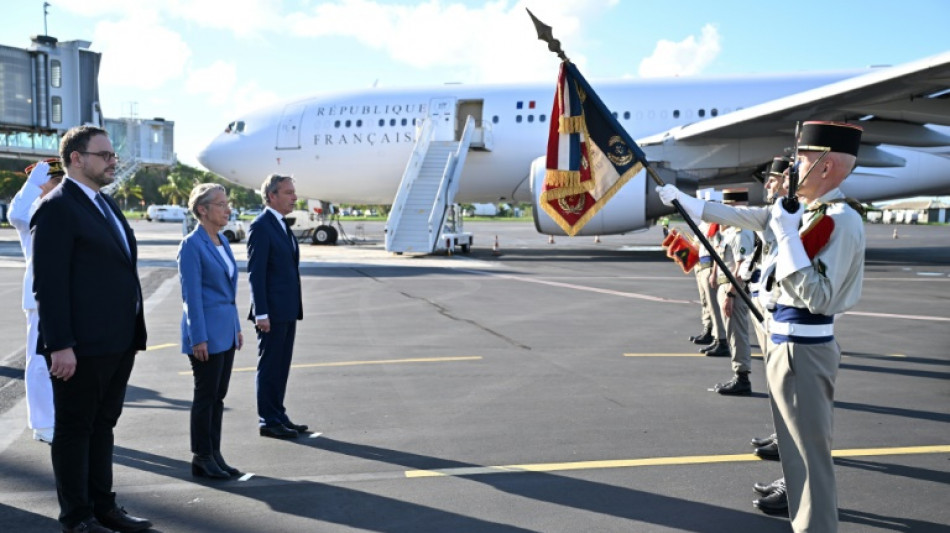 A Mayotte, Borne rattrap&eacute;e par l&rsquo;ins&eacute;curit&eacute;