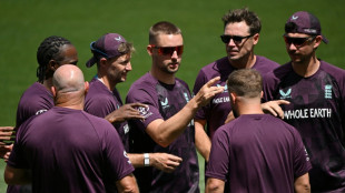 England keep options open as Stokes tells team 'don't be afraid'