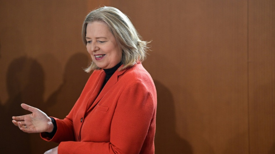 Bas warnt vor "Abrissbirne" f&uuml;r Sozialstaat: Grundsatzrede bei SPD-Programmdebatte