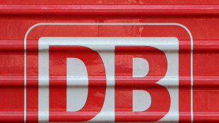 Erster Containerzug der "Schienenbr&uuml;cke" in die Ukraine gestartet