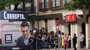 Espagne: le PSOE interdit à ses membres le recours à la prostitution