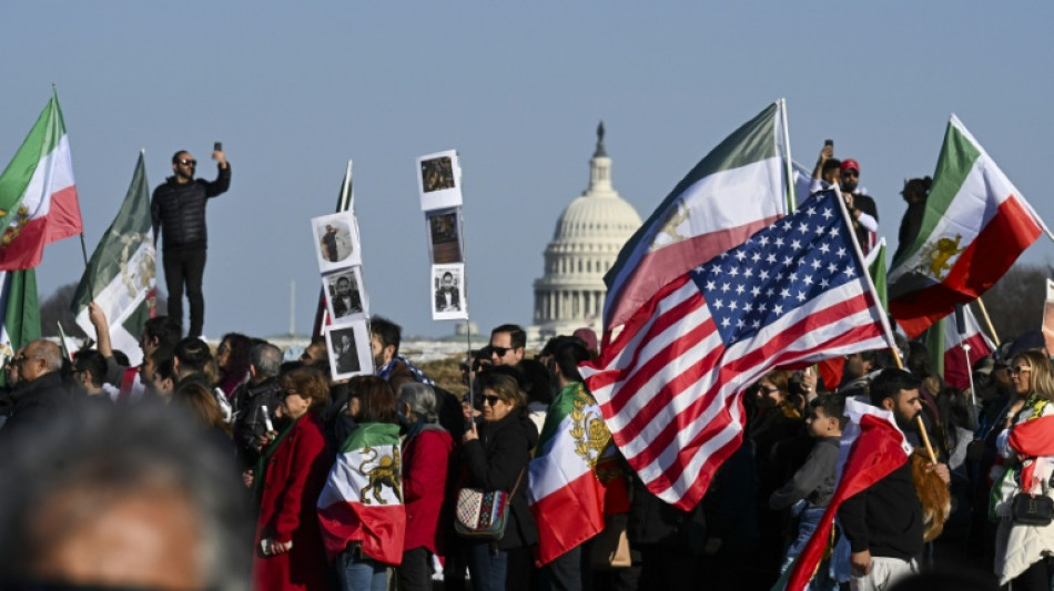 Ir&aacute;n realiza maniobras militares en el estrecho de Ormuz, en la v&iacute;spera de negociaciones con EEUU