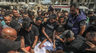 Protezione civile di Gaza, 'almeno 18 uccisi dall'alba di oggi'