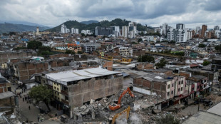 Hope fades for finding surivivors of Colombia quake as rescued woman dies