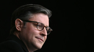 US House to vote Tuesday to end shutdown