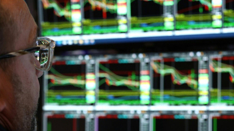 Wall Street ouvre en hausse, entre négociations commerciales et décision de la Fed