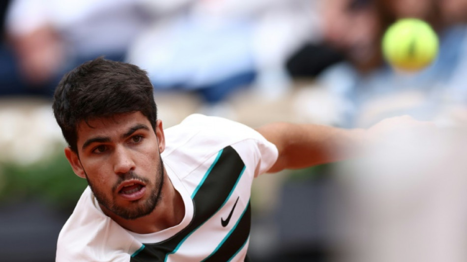 Alcaraz on track at French Open after 'roller-coaster year'