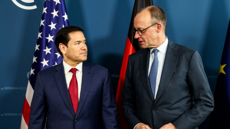 Europa discute seguran&ccedil;a e pede que EUA seja razo&aacute;vel