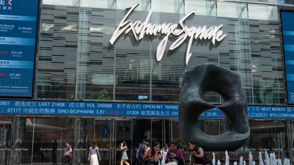 Borsa: l'Asia in calo, pesano le auto con la guerra commerciale
