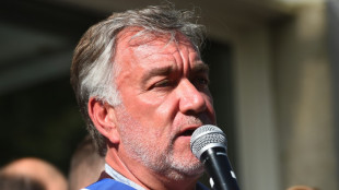 A Saint-Br&eacute;vin, &eacute;lus et citoyens d&eacute;filent en soutien au maire d&eacute;missionnaire