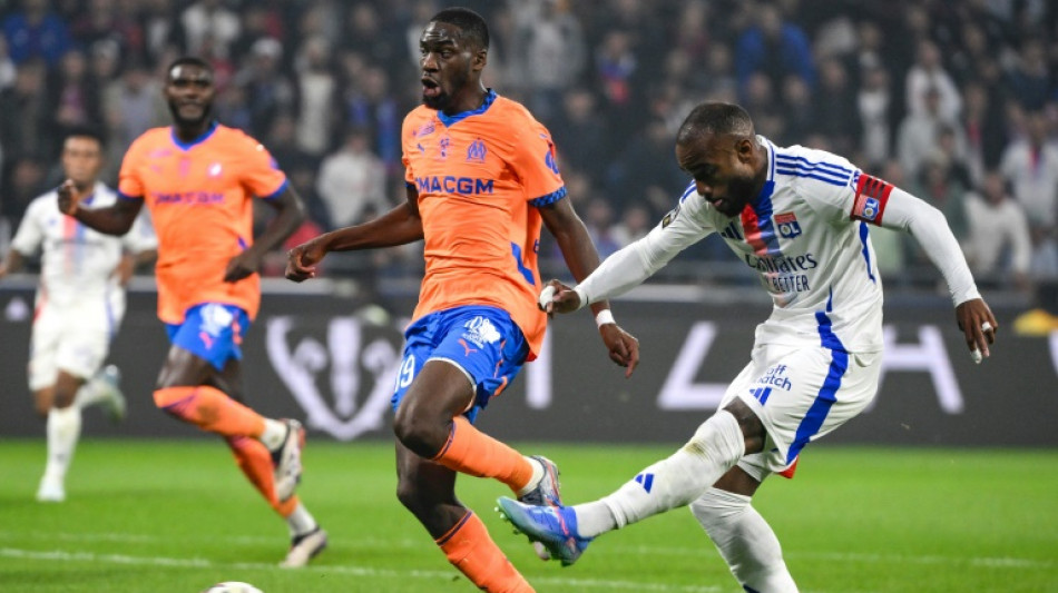 Ligue 1: dr&ocirc;le de d&eacute;fi pour l'OL &agrave; Marseille, le PSG prolonge la C1 &agrave; Brest