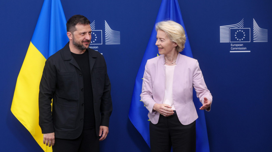 Von der Leyen, 'l'Ucraina sia un porcospino d'acciaio'
