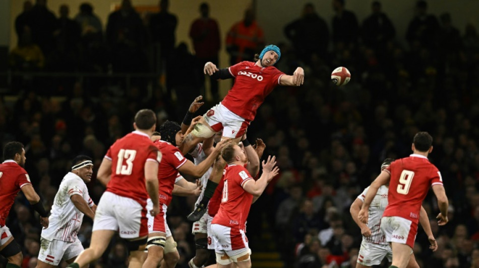 Strike threat 'split' Wales Six Nations squad, says Gatland