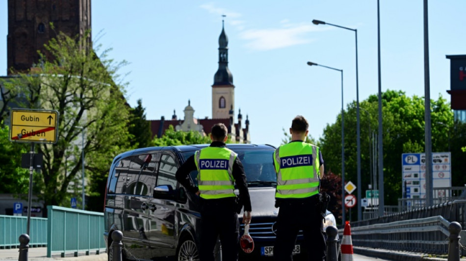 Frontaliers, vos papiers : nouvelles règles, vieux souvenirs à l'entrée en Allemagne