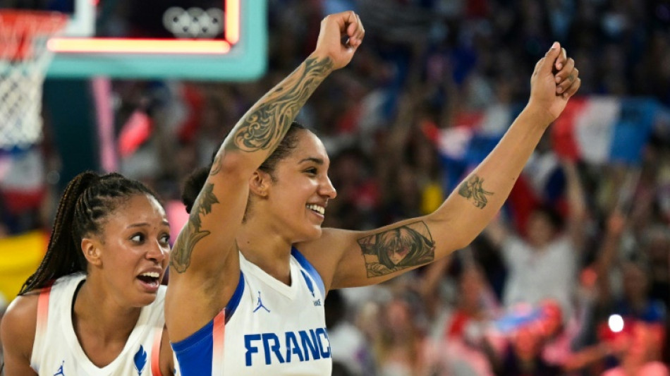 Basket: les Bleues forcent la porte de la finale apr&egrave;s prolongation
