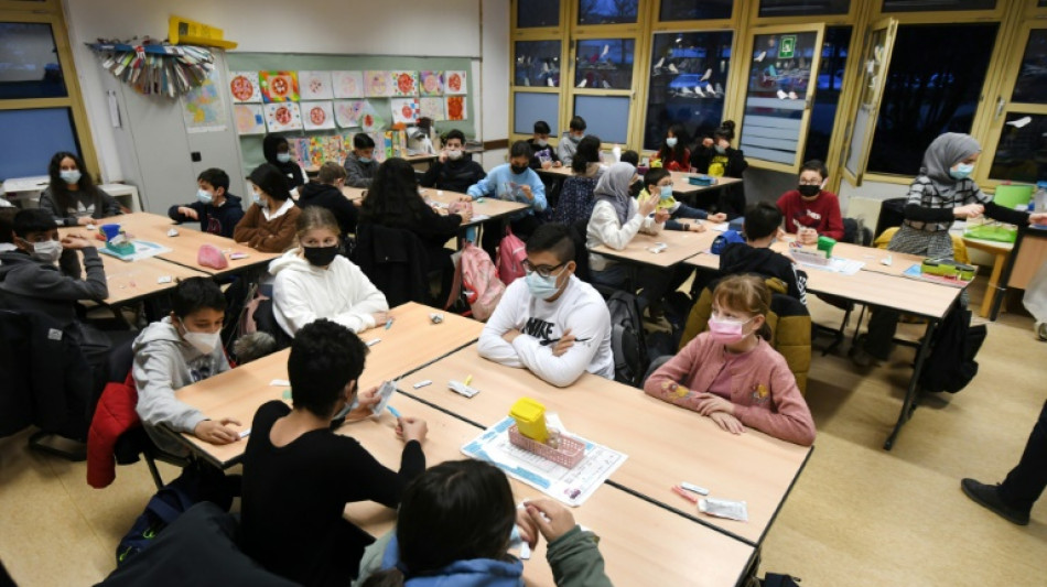 Lehrerverband bef&uuml;rchtet Vernachl&auml;ssigung der  Bildung bei Fl&uuml;chtlingsgipfel