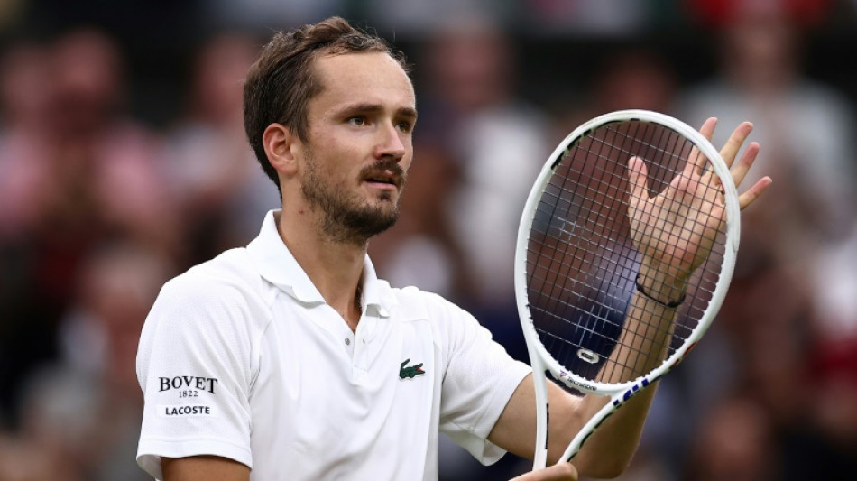 Wimbledon: Medvedev &eacute;carte Sinner et retrouvera Alcaraz en demies