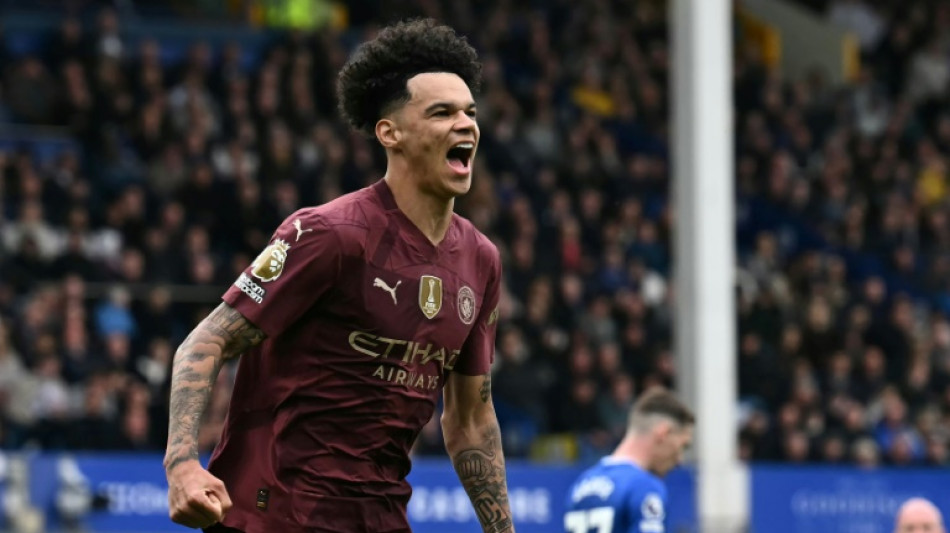 Man City boost top five bid, Southampton snatch late leveller