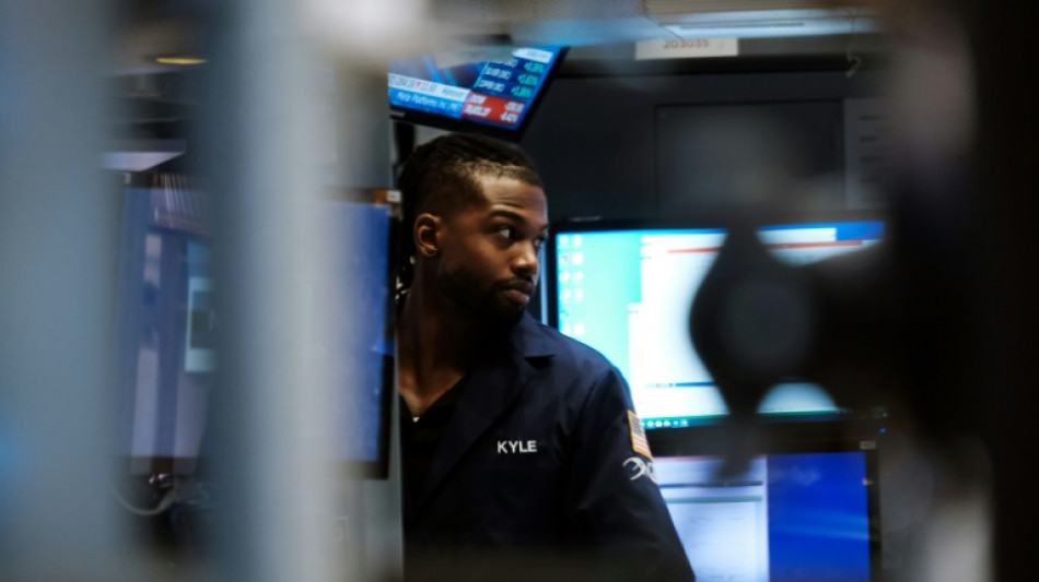 Wall Street termine en baisse, surprise par une Fed encore plus agressive que pr&eacute;vu