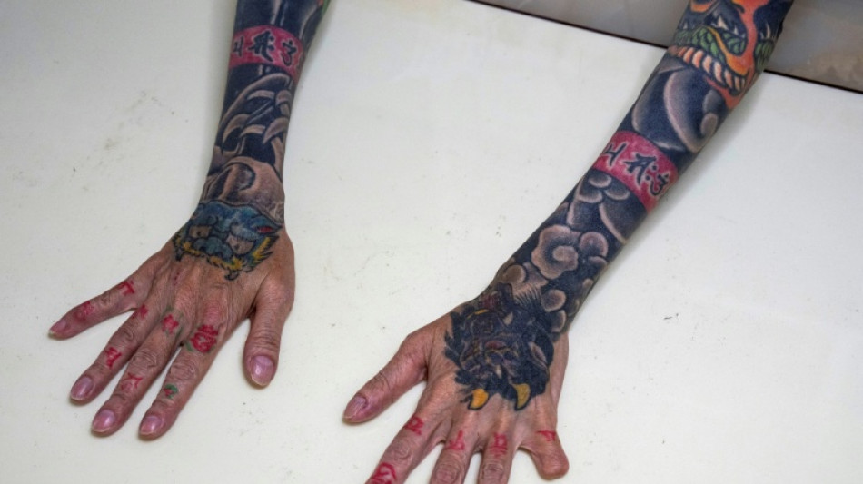 Uma das poucas mulheres da máfia japonesa busca a redenção