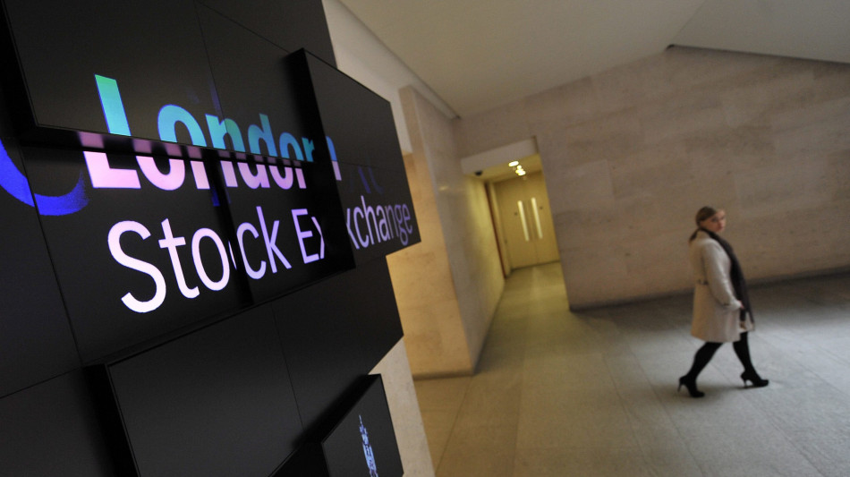 Titoli minerari trainano la Borsa di Londra sopra i 10.000 punti