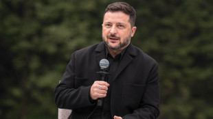 Zelensky, fermeremo raid su raffinerie se Mosca smetter&agrave; di colpire siti energetici