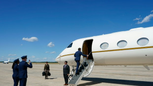 Vice-presidente dos EUA viaja &agrave; Su&iacute;&ccedil;a para negocia&ccedil;&otilde;es com Ir&atilde;