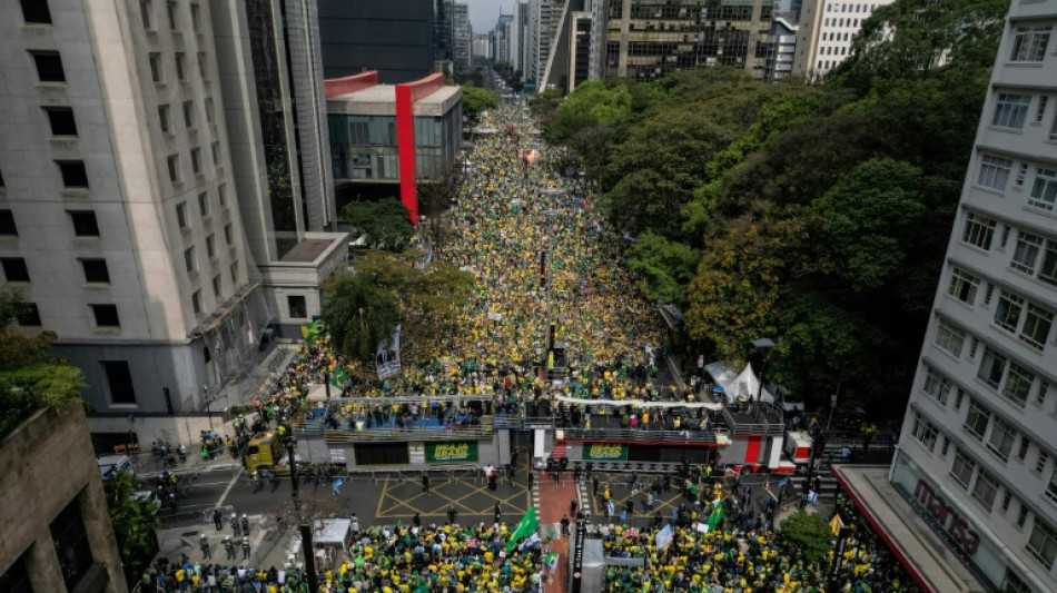 Vor Urteilsverkündung: Tausende Bolsonaro-Anhänger demonstrieren in Brasilien