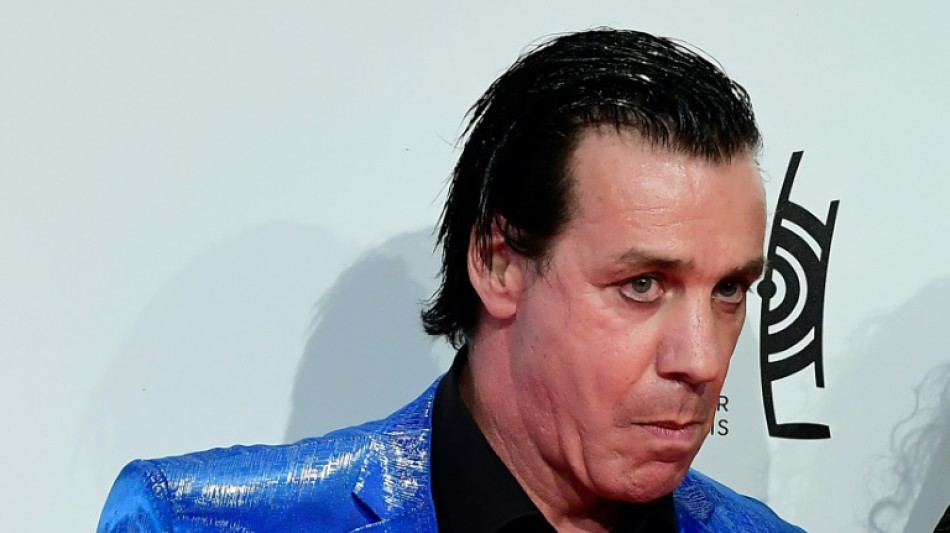 Le parquet de Berlin met fin &agrave; l'enqu&ecirc;te contre le chanteur de Rammstein, accus&eacute; d'agressions sexuelles