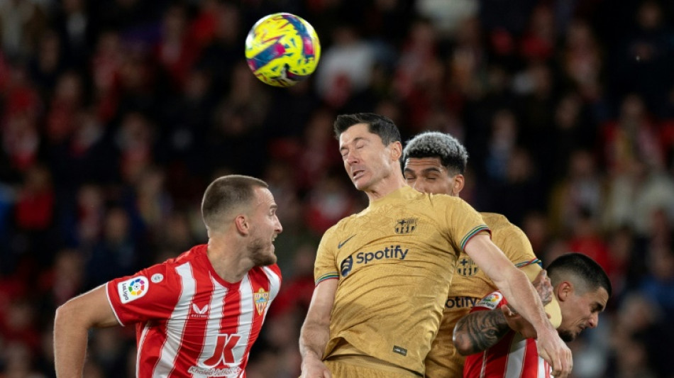Lewandowski may miss Copa del Rey Clasico with hamstring strain